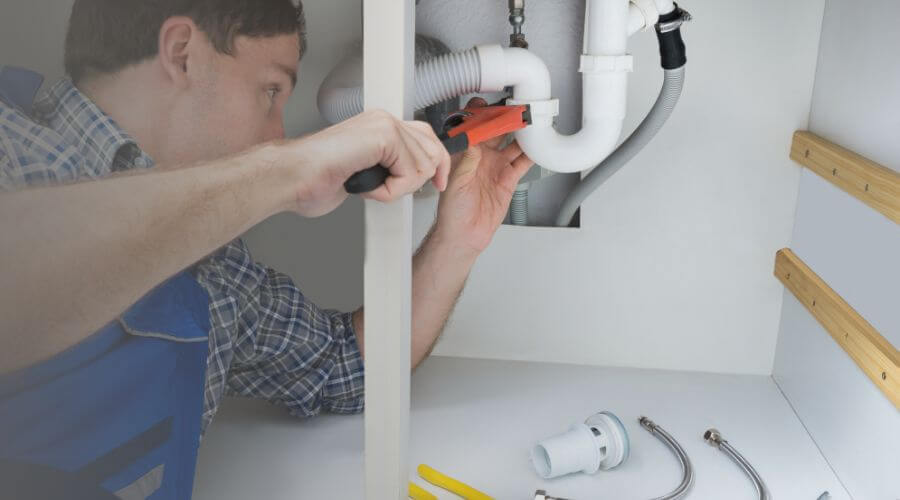 Professional Leak Detection Services in Wheelwright, KY